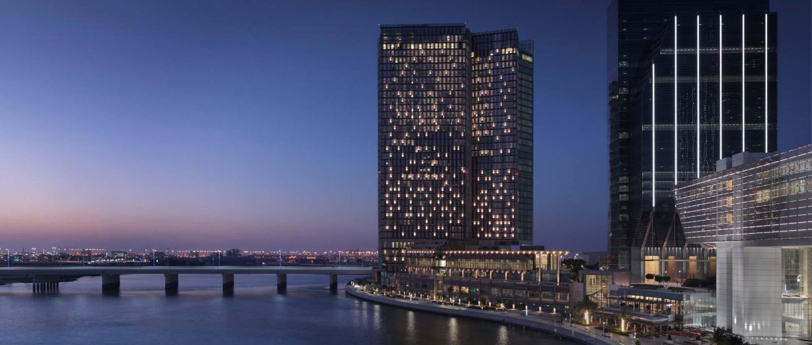 Four Seasons Private Residences & Hotel overview
